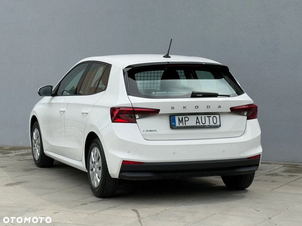 Skoda Fabia 1.0 Ambition - 4