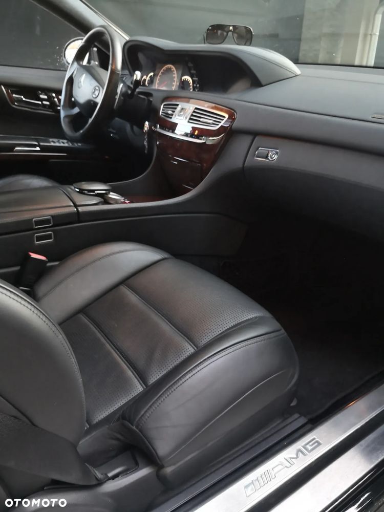 Mercedes-Benz CL 63 AMG 7G-TRONIC - 24