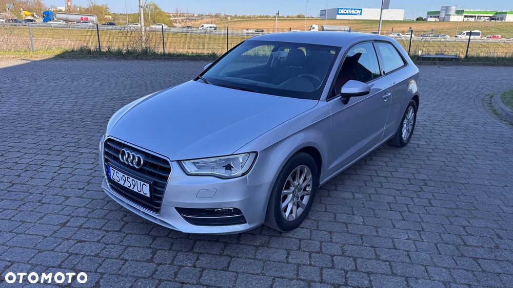 Audi A3 3-drzwiowe 1.4 TFSI Attraction - 1