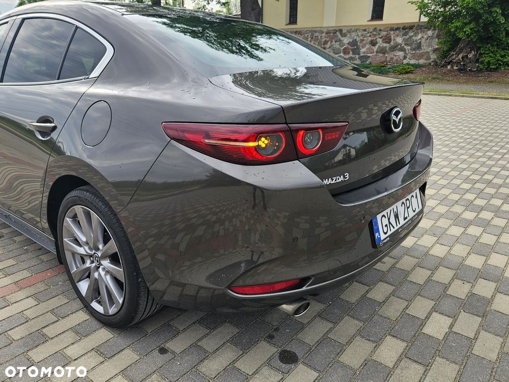 Mazda 3 2.0 mHEV Hikari - 15
