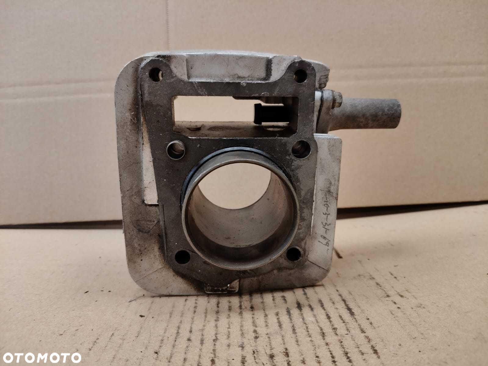 Cylinder Yamaha YBR 125. 5-16 [18] - 3