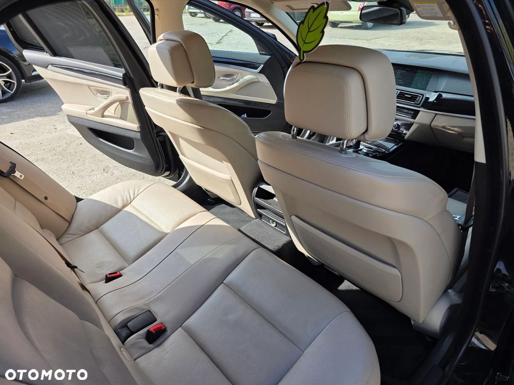 BMW Seria 5 520d - 5
