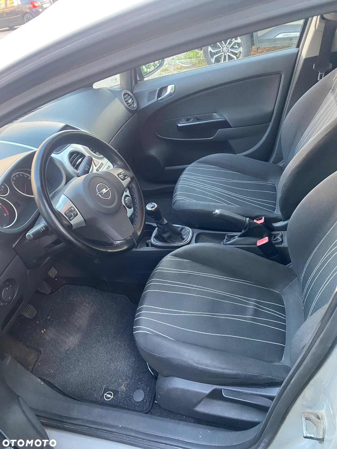 Opel Corsa 1.3 CDTI Enjoy - 2