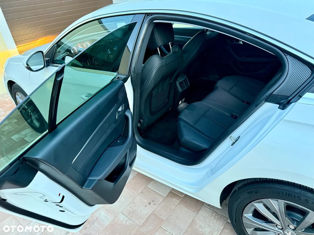 Peugeot 508 BlueHDi 130 EAT8 Allure - 18