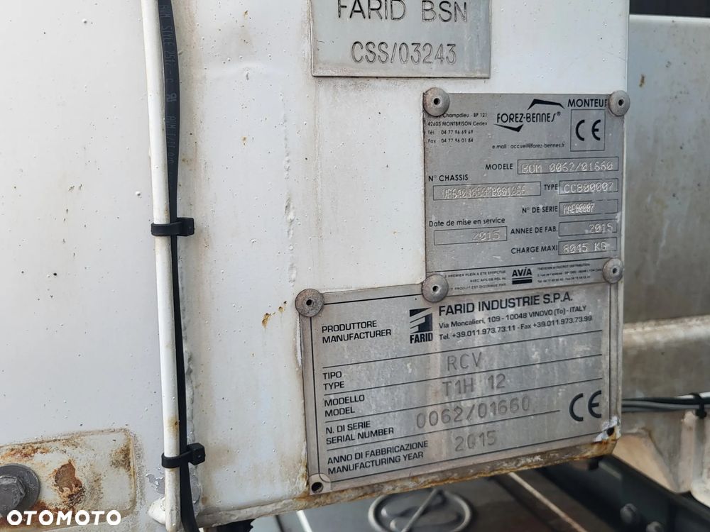 Renault D Wide 19 - 13