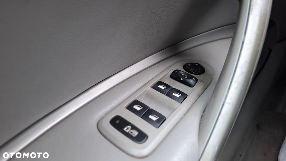 Citroën C5 2.7 HDi V6 Exclusive - 11