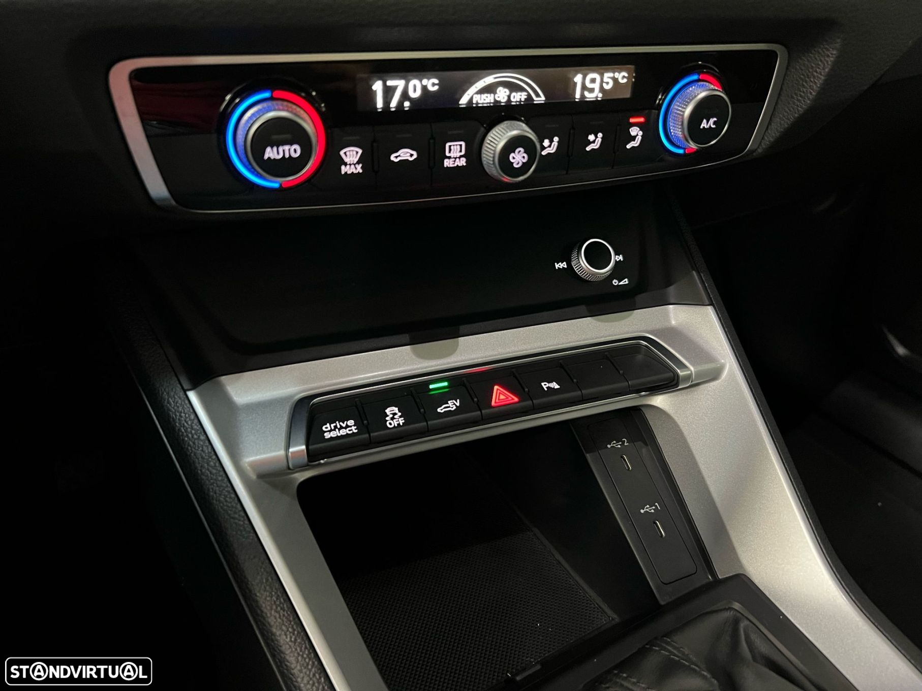 Audi Q3 45 TFSIe S tronic - 16