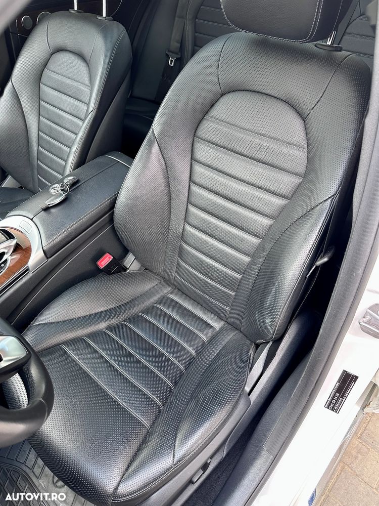 Mercedes-Benz C 200 4MATIC 9G-TRONIC Avantgarde - 23