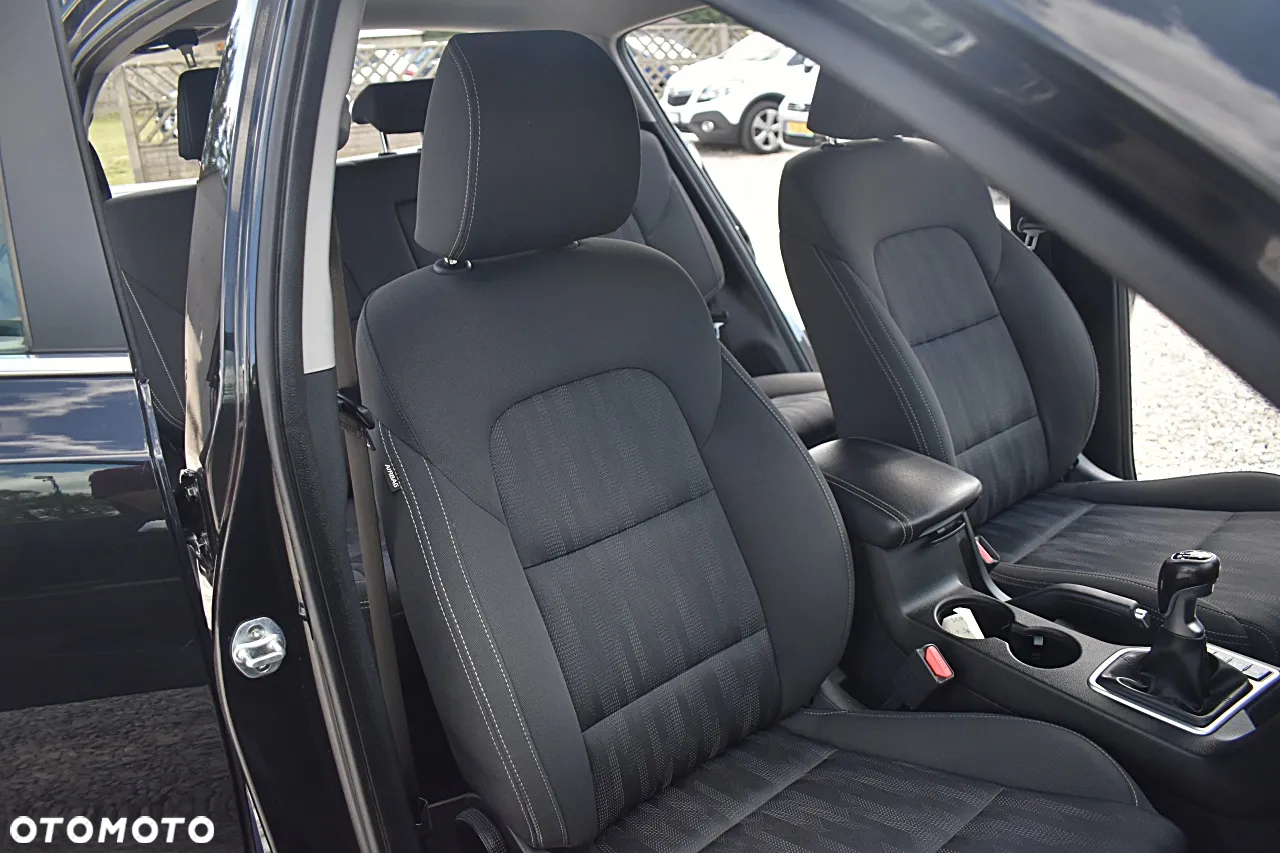 Kia Sportage 1.7 CRDI 2WD Dream-Team Edition - 21
