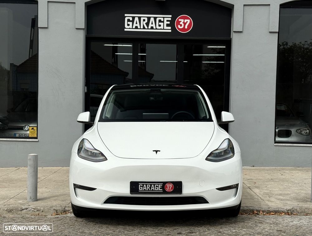 Tesla Model Y Long Range Dual Motor AWD - 2