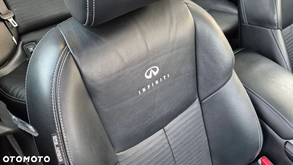Infiniti Q50 2.2d Sport Sound Studio by Bose - 22