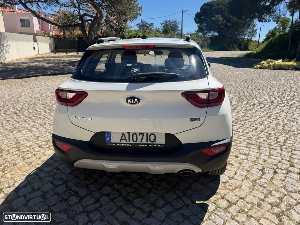 Kia Stonic 1.2 by FILA - 5