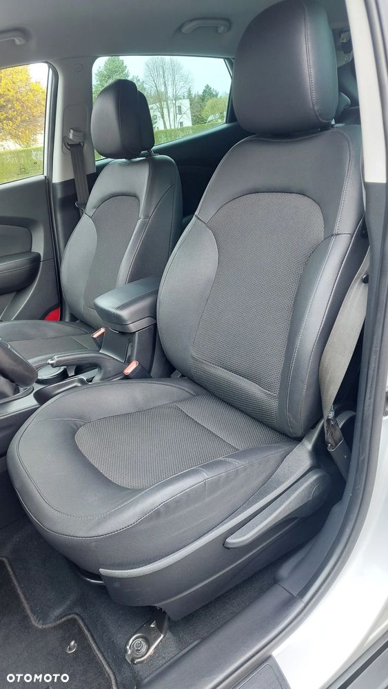 Hyundai ix35 2.0 CRDi 4WD Finale Gold - 16