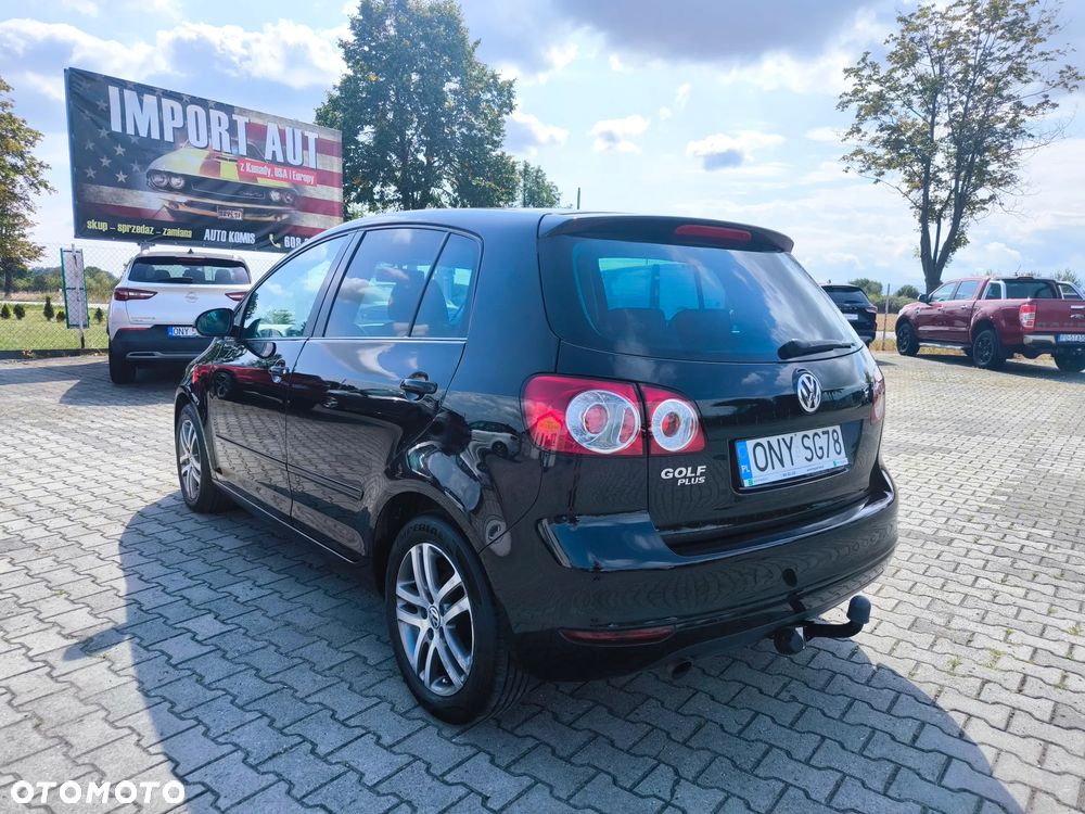Volkswagen Golf Plus 1.6 TDI Comfortline - 3