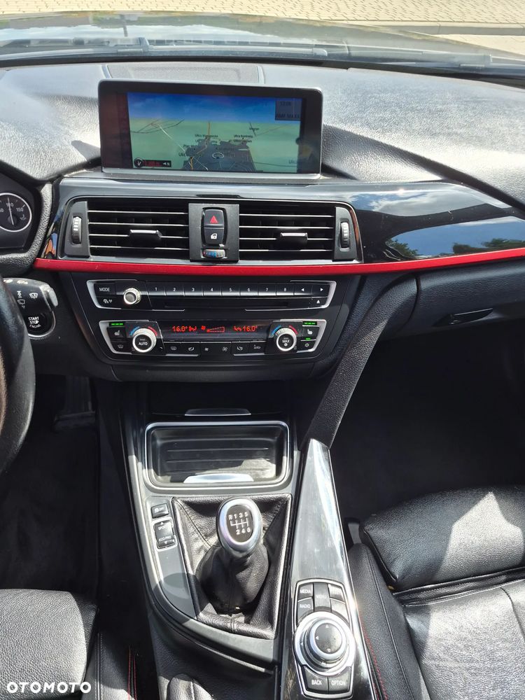 BMW Seria 3 320d Efficient Dynamic Edition Luxury Line - 18