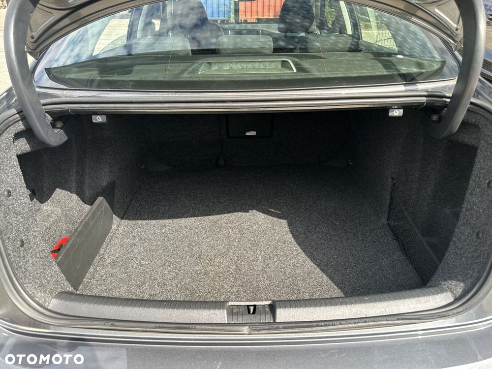 Volkswagen Jetta 1.4 TSI BMT Comfortline DSG - 30