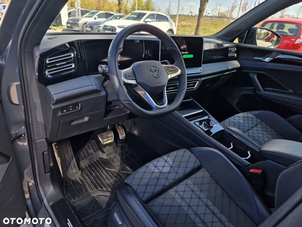 Volkswagen Tiguan - 12