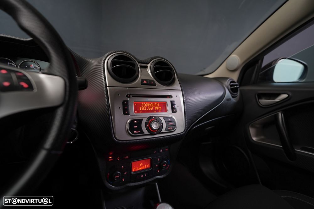 Alfa Romeo MiTo 1.6 JTD Distinctive - 10