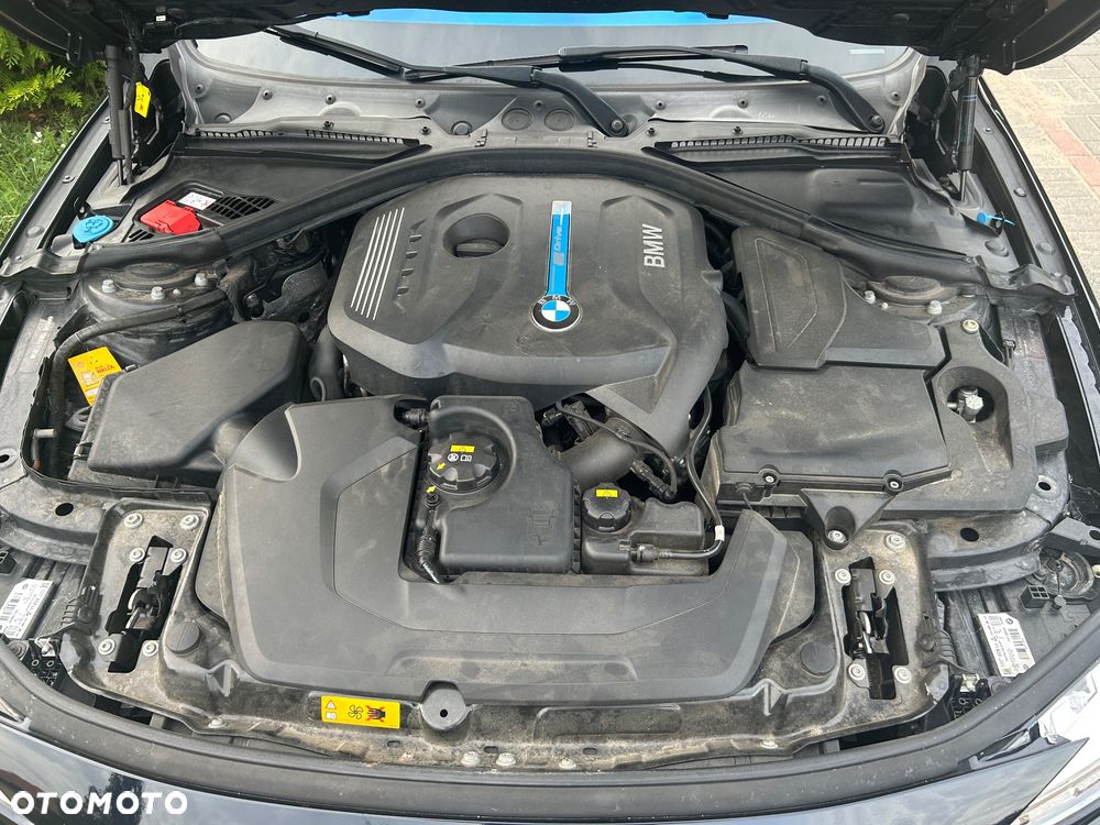 BMW Seria 3 - 16