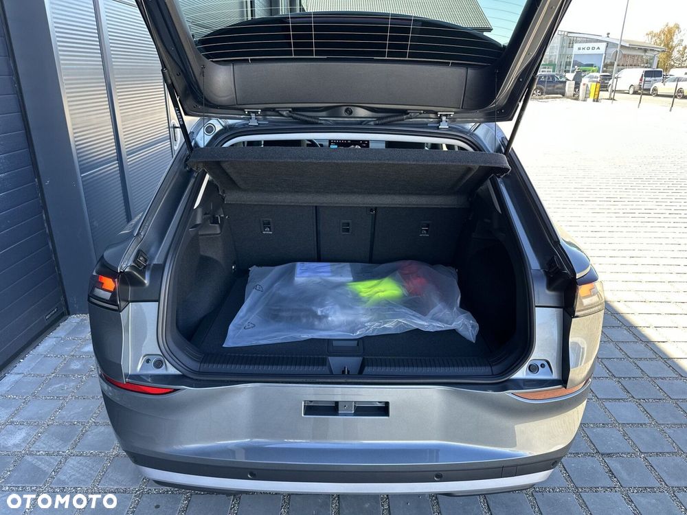 Volkswagen T-Roc - 17