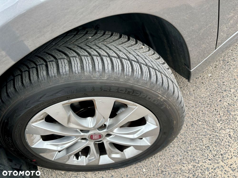 Fiat Tipo 1.6 MultiJet DCT Lounge - 23