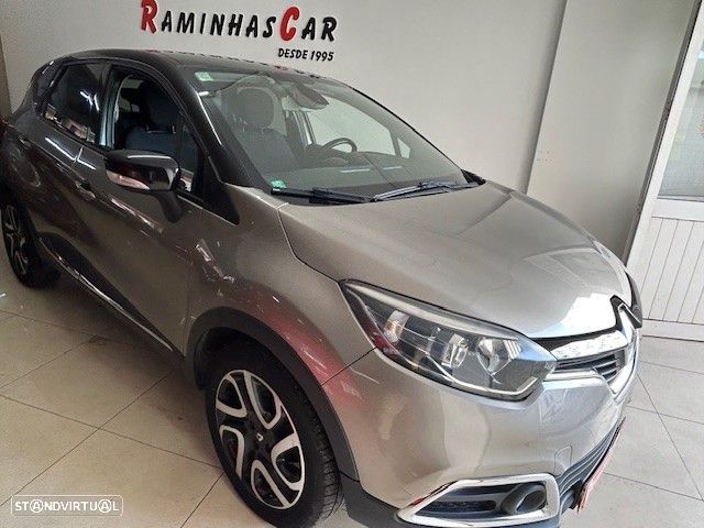 Renault Captur 0.9 TCE Exclusive - 1