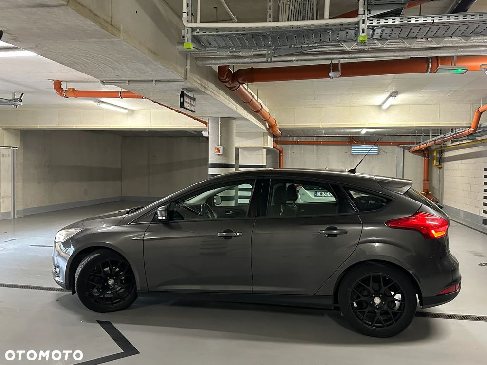Ford Focus - 3