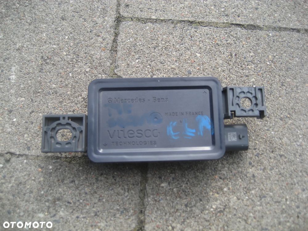 mercedes cla 174 25r moduł sterownik klapy 1749001402 - 4