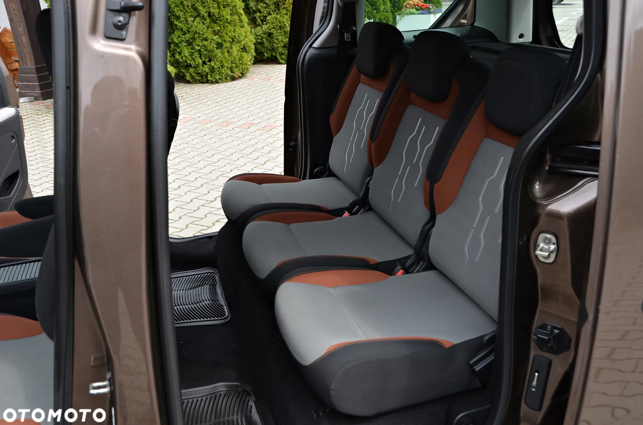 Peugeot Partner 1.6 HDi Outdoor - 29