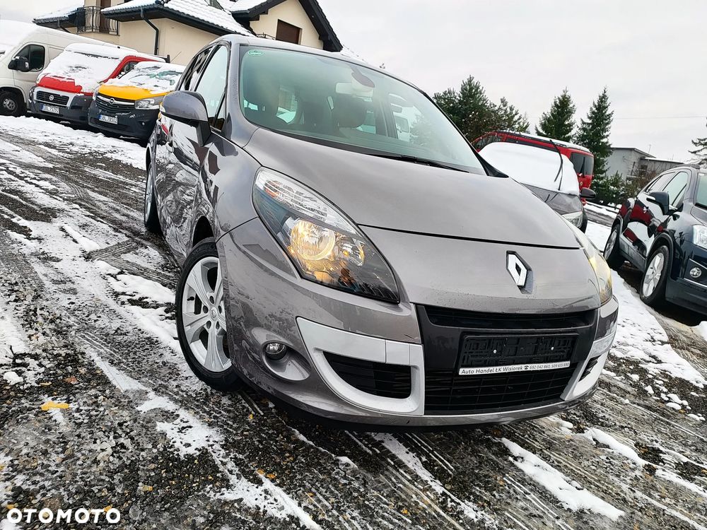 Renault Clio 1.2 16V Campus - 9