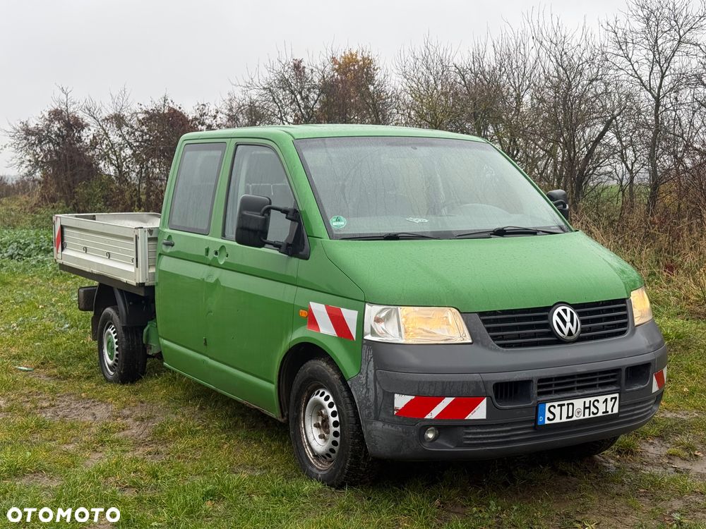 Volkswagen Transporter - 1