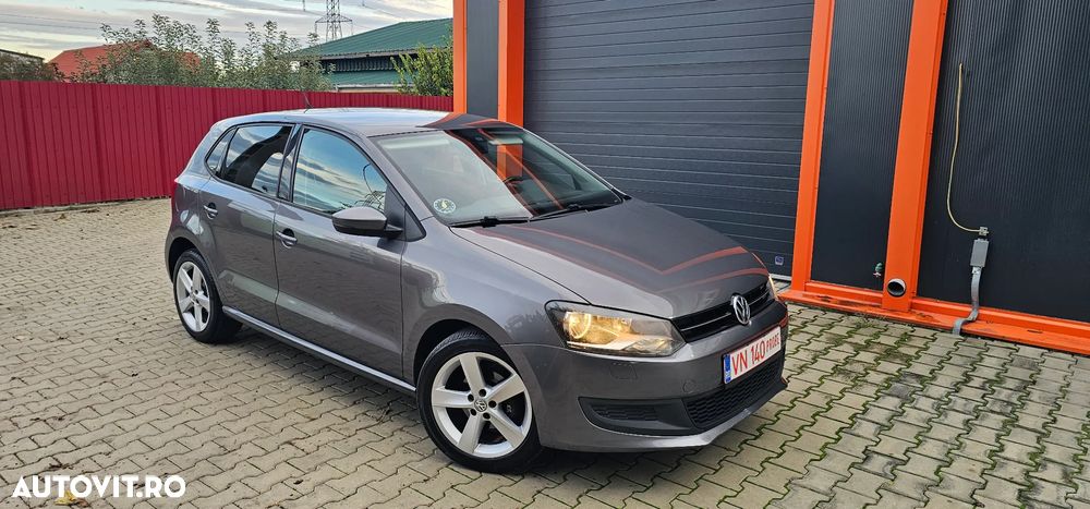 Volkswagen Polo 1.6 TDI Blue Motion Technology Comfortline - 1