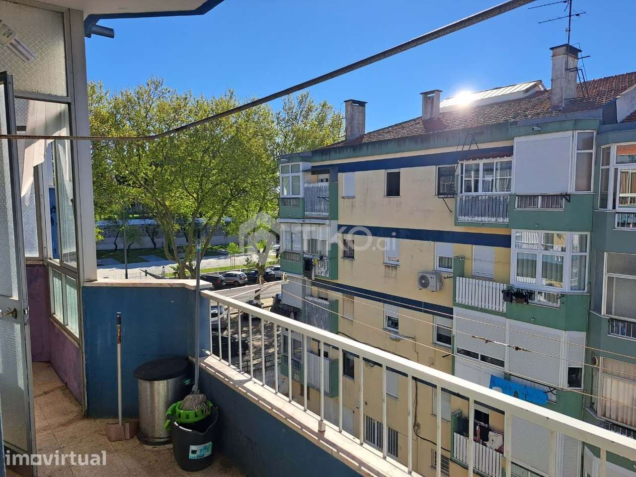 Oportunidade em Linda-a-Velha: Apartamento T1 com Enorme Potencial! - Grande imagem: 2/14