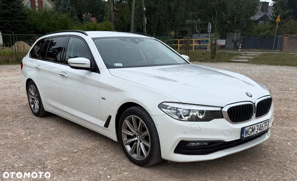 BMW Seria 5 520d Sport Line - 1
