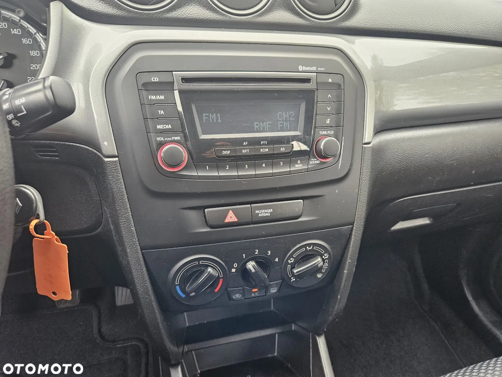 Suzuki Vitara 1.6 DDiS (4x2) Comfort - 17