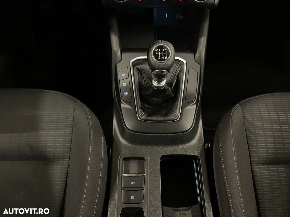 Ford Focus 1.5 EcoBlue Trend - 23