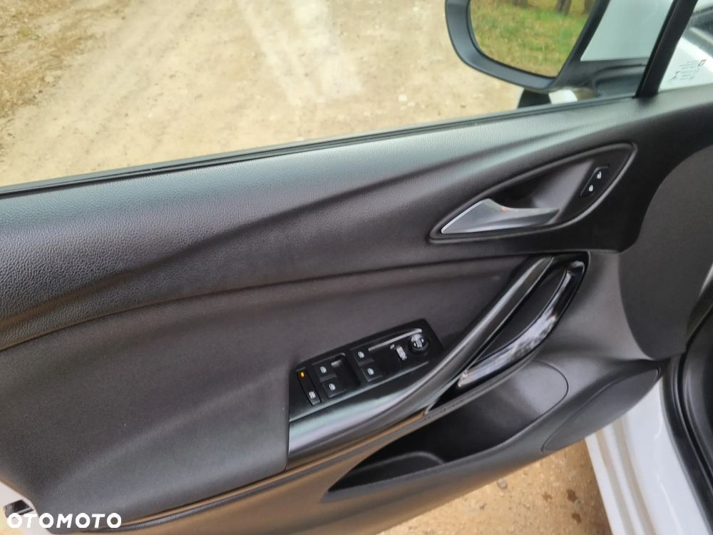 Opel Astra 1.6 CDTI Sport - 13
