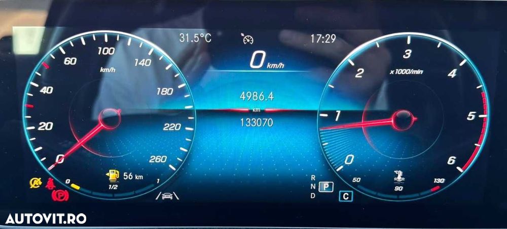 Mercedes-Benz GLB - 27