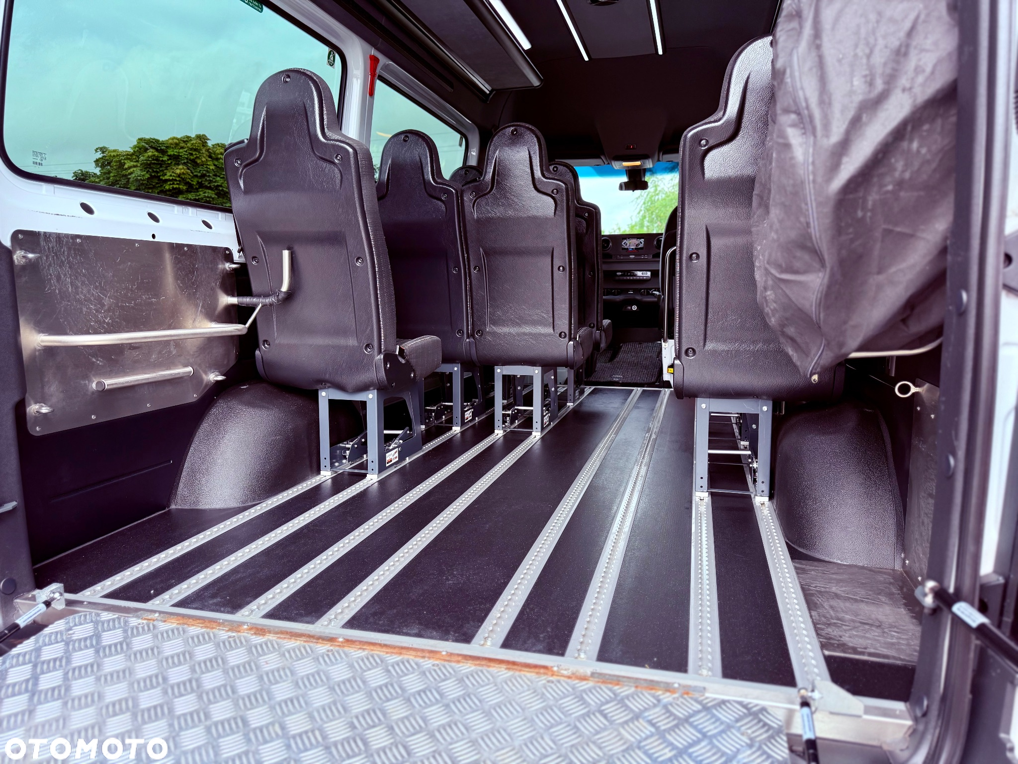 Mercedes-Benz Sprinter 317 CDI Long BASE 9G-Tronic 907.235 - 30