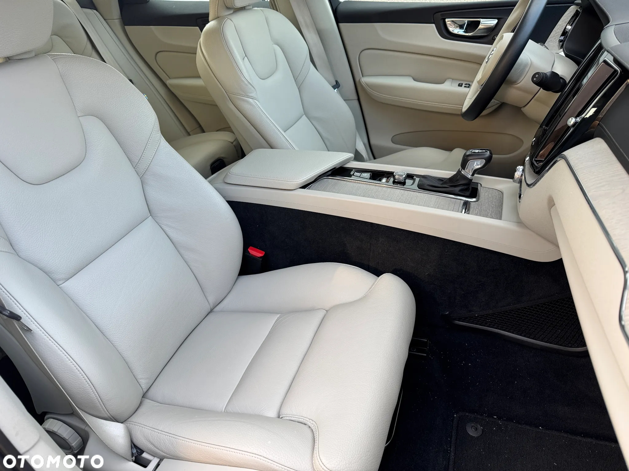 Volvo XC 60 D4 Inscription - 20