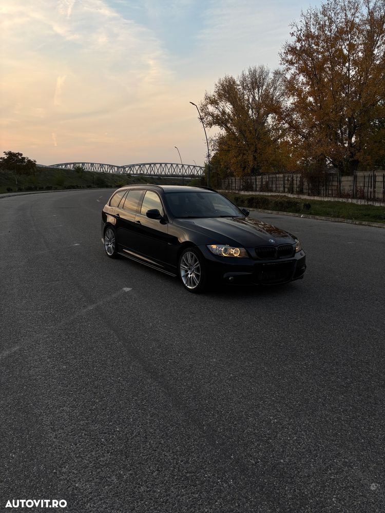 BMW Seria 3 330d xDrive DPF Aut. - 3