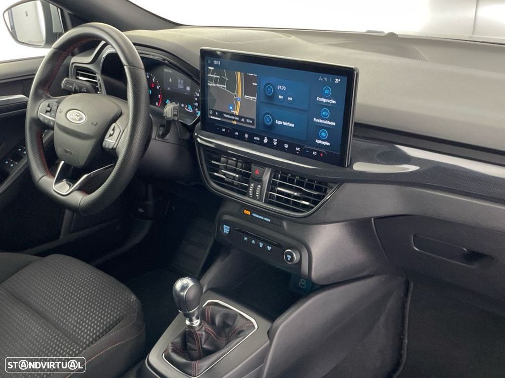 Ford Focus 1.0 EcoBoost MHEV ST-Line - 22