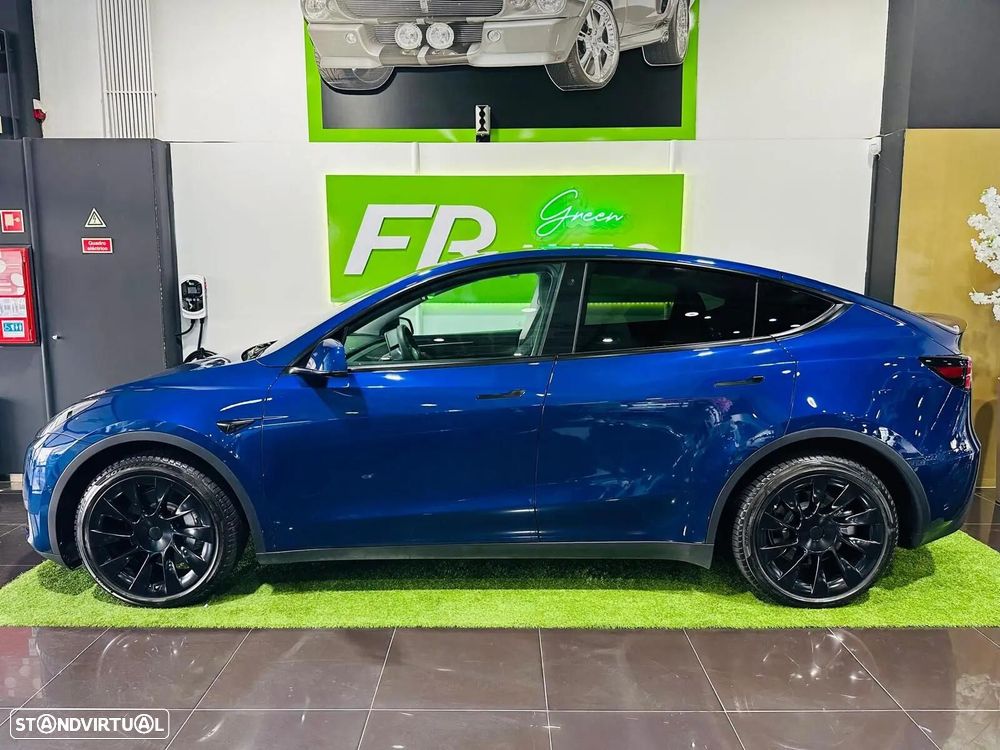 Tesla Model Y Long Range Dual Motor AWD - 10