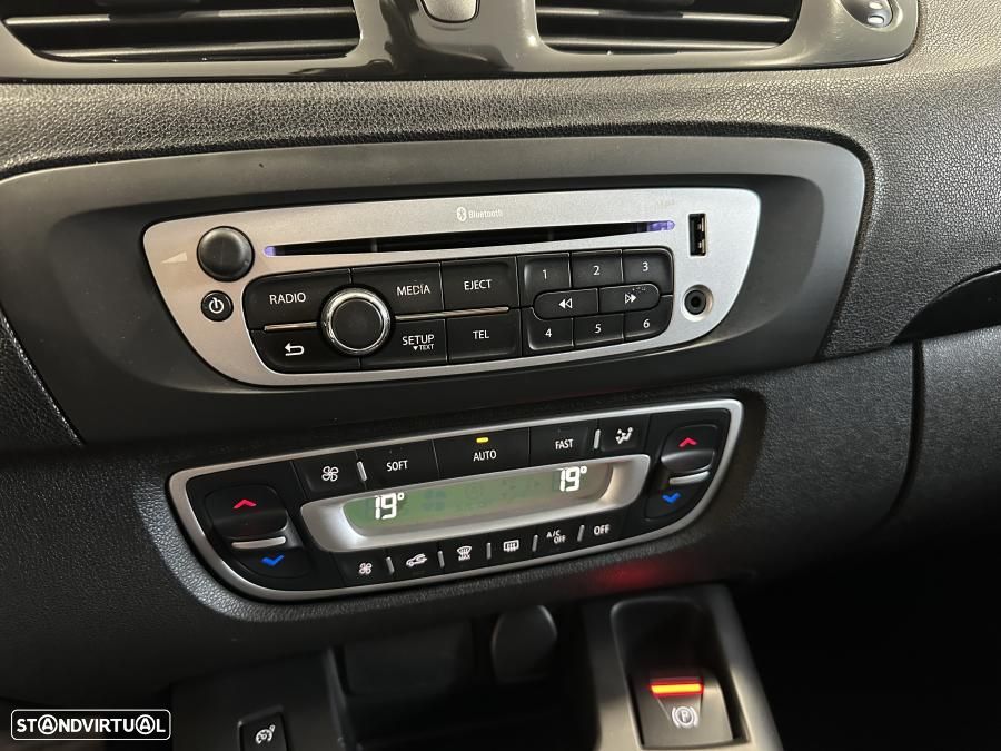 Renault Grand Scénic 1.5 dCi Luxe SS - 24