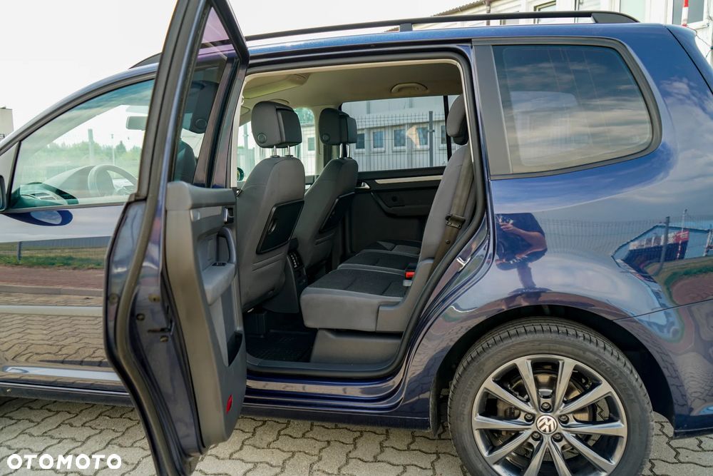 Volkswagen Touran 1.6 TDI DPF Trendline - 16
