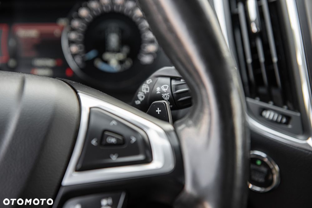 Ford Galaxy 2.0 EcoBlue S&S TITANIUM - 23