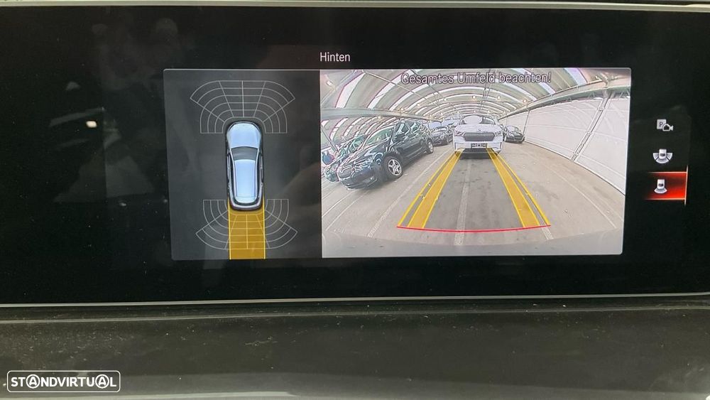 Mercedes-Benz EQC - 7