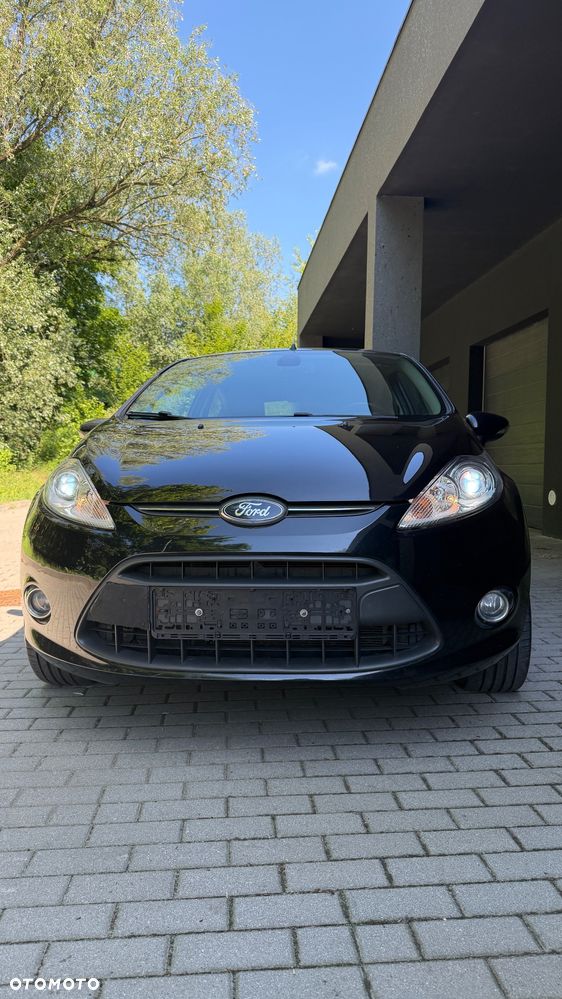 Ford Fiesta - 2
