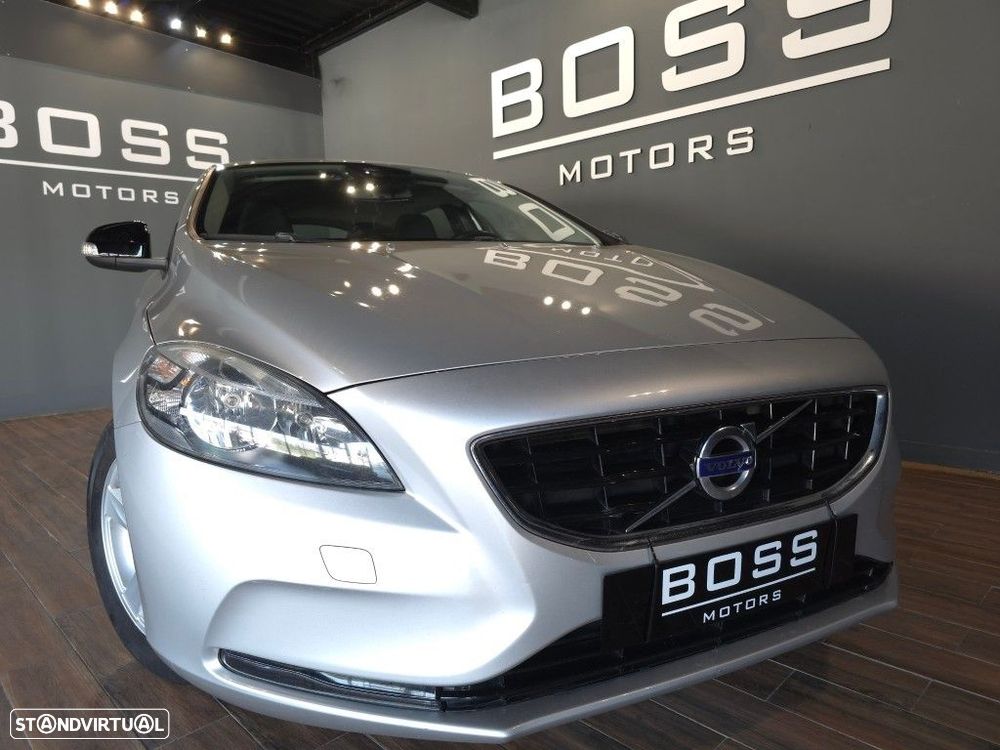 Volvo V40 1.6 D2 Momentum - 6