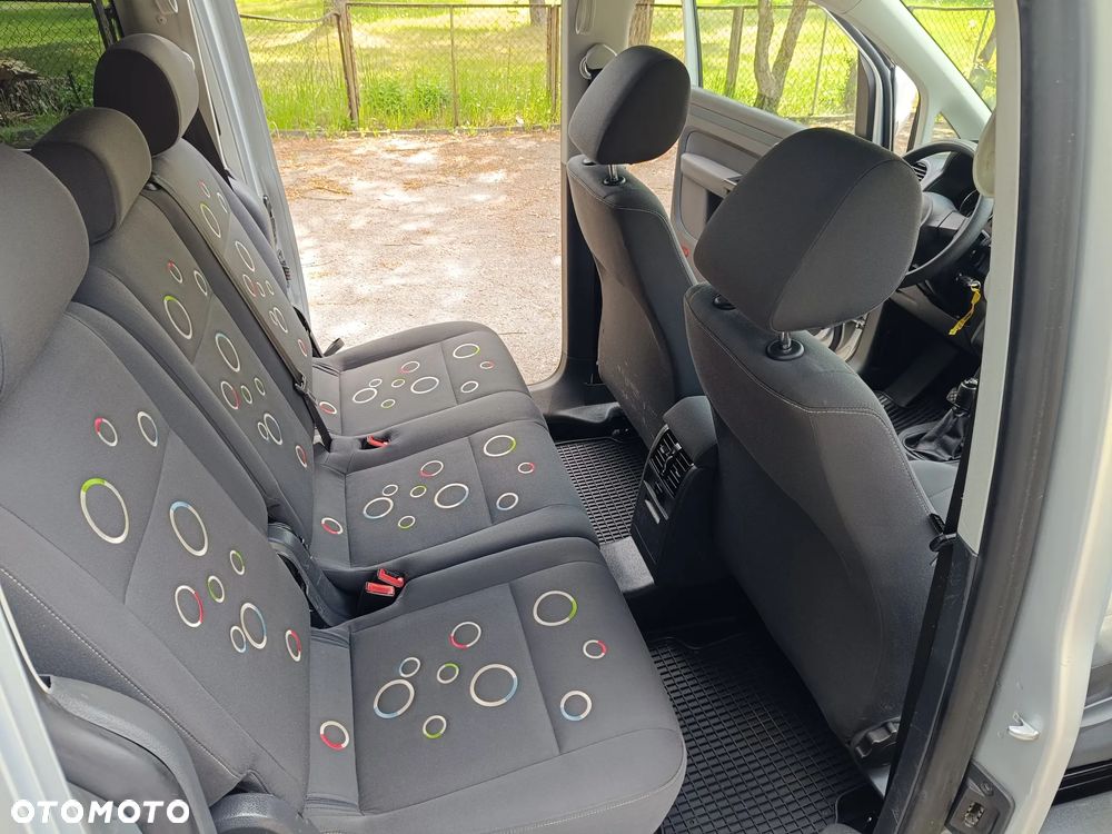Volkswagen Caddy - 21
